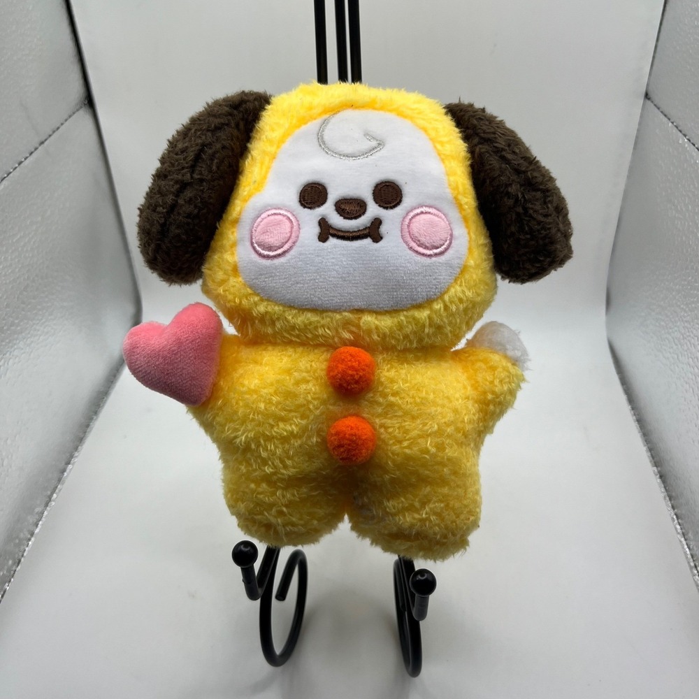 BT21 Chimmy Plush Yellow Dog Holding Heart Stuffed‎ Animal Doll Toy